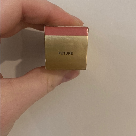 Hourglass Liquid Blush- shade Future - Picture 1 of 2